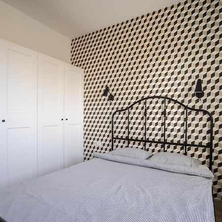 Bizapartments - Modern Flats With Parking Varsovie Extérieur photo