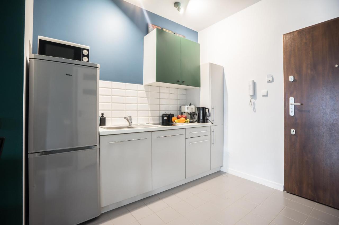 Bizapartments - Modern Flats With Parking Varsovie Extérieur photo