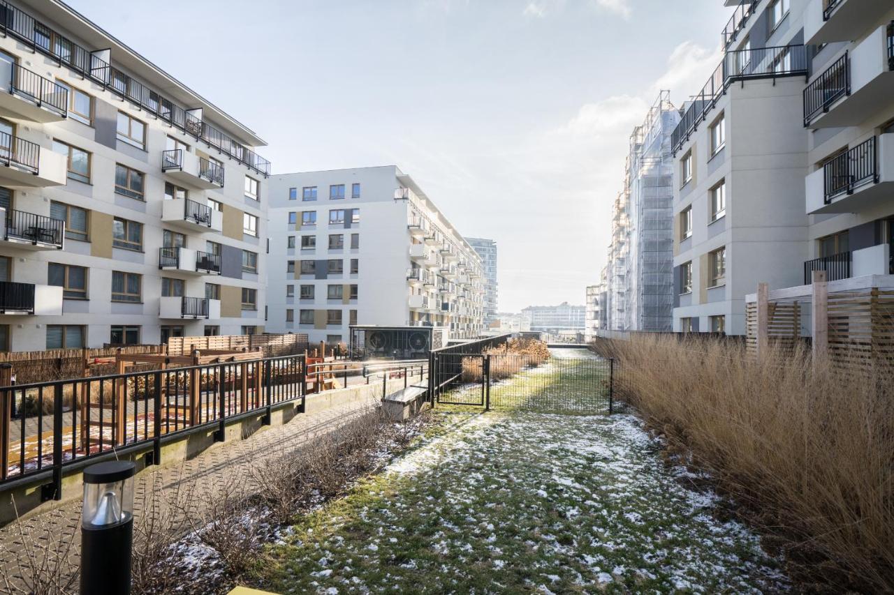 Bizapartments - Modern Flats With Parking Varsovie Extérieur photo