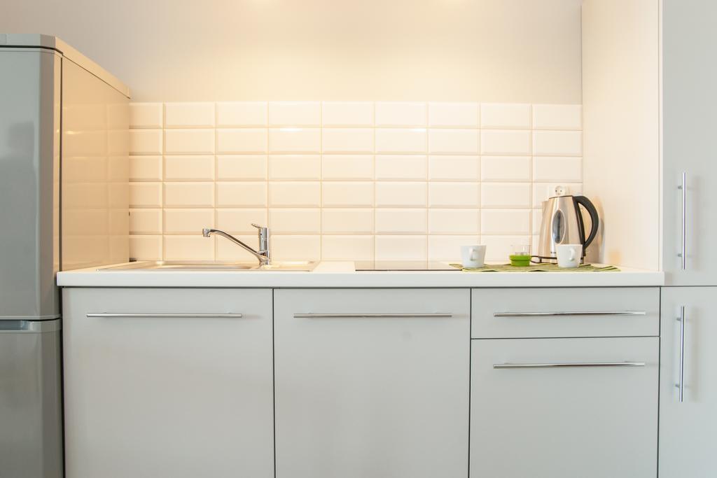 Bizapartments - Modern Flats With Parking Varsovie Chambre photo